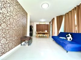 4 Schlafzimmer Villa zu verkaufen im Perfect Place Rattanathibet-Saima, Sai Ma