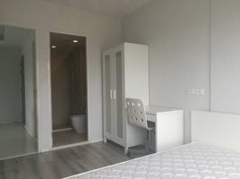 2 Schlafzimmer Wohnung zu vermieten im Double Lake Condominium, Ban Mai