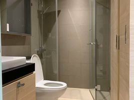 1 спален Кондо в аренду в Klass Silom Condo, Si Lom