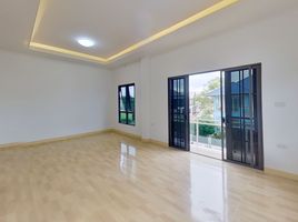 5 Bedroom House for sale in San sai new golf, Nong Chom, Nong Chom