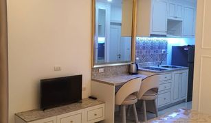 Studio Condo for sale in Nong Prue, Pattaya The Empire Tower