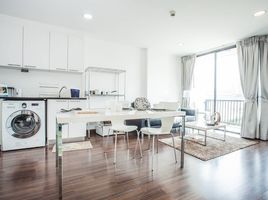 1 Schlafzimmer Wohnung zu verkaufen im D65 Condominium, Phra Khanong Nuea