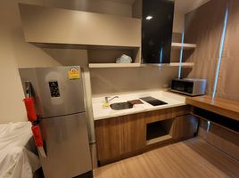 1 Bedroom Apartment for rent at Rhythm Sathorn, Thung Wat Don