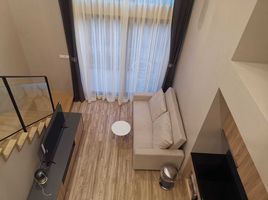 1 Schlafzimmer Wohnung zu verkaufen im Blossom Condo @ Sathorn-Charoenrat, Yan Nawa