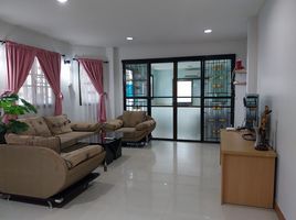 3 Schlafzimmer Villa zu vermieten im Than Dara Sriracha Golden Land, Surasak, Si Racha