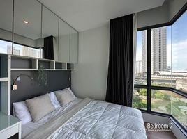 2 Bedroom Condo for sale at The Room Sukhumvit 62, Bang Chak
