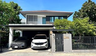 3 Bedrooms House for sale in Bang Kaeo, Samut Prakan Mantana Bangna Km.7