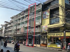 8 Bedroom Whole Building for sale in Pracharat Bampen School, Huai Khwang, Din Daeng