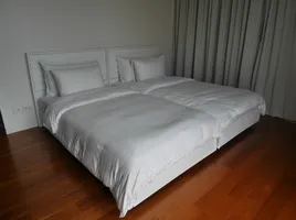 2 Bedroom Condo for rent at Hansar Rajdamri, Lumphini