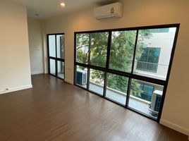 บ้านเดี่ยว 3 ห้องนอน ให้เช่า ในโครงการ Lumpini Town Residence Bangna-Srinakarin, บางนา