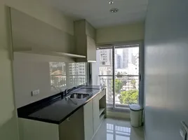 1 Bedroom Condo for sale at Rhythm Sathorn - Narathiwas, Thung Mahamek