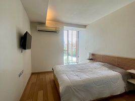 1 Bedroom Apartment for sale at Via 49, Khlong Tan Nuea, Watthana