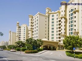 2 Bedroom Apartment for sale at Al Hatimi, Shoreline Apartments, Palm Jumeirah