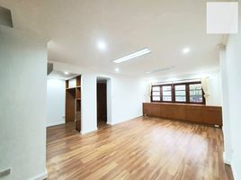 400 SqM Office for sale in Bang Phlat, Bangkok, Bang Bamru, Bang Phlat