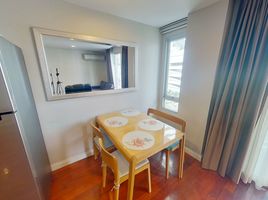 2 Schlafzimmer Appartement zu vermieten im 49 Plus, Khlong Tan Nuea, Watthana, Bangkok