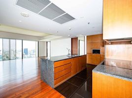 3 Bedroom Penthouse for rent at Hansar Rajdamri, Lumphini