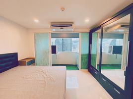 1 спален Кондо в аренду в ITF Silom Palace, Suriyawong