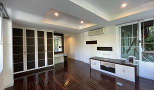 4 Bedrooms House for sale in Khlong Tan Nuea, Bangkok 