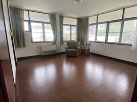 3 Schlafzimmer Appartement zu vermieten im Tippy Court, Khlong Tan Nuea