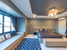 5 Schlafzimmer Villa zu vermieten in Na Kluea Beach, Na Kluea, Bang Lamung