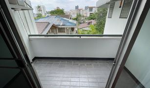 3 Bedrooms Condo for sale in Khlong Tan Nuea, Bangkok Tiara Mansion