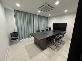380 SqM Office for rent at Samyan Business Town, Maha Phruettharam, Bang Rak, Bangkok