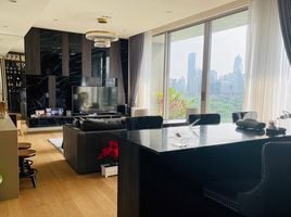 2 спален Кондо на продажу в Saladaeng One, Si Lom