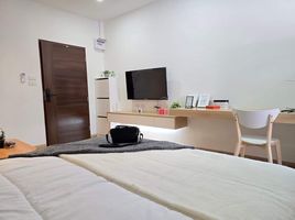 Studio Wohnung zu verkaufen im Srithana Condominium 1, Suthep, Mueang Chiang Mai