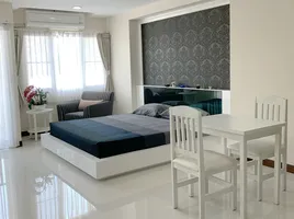 Studio Apartment for rent at Charming Resident Sukhumvit 22, Khlong Toei