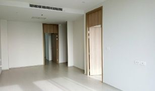 2 Bedrooms Condo for sale in Lumphini, Bangkok Noble Ploenchit