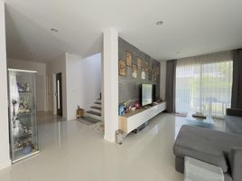 4 Bedroom Villa for rent at The City Ramintra, Tha Raeng