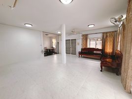 3 Schlafzimmer Villa zu vermieten in Bangkok, Lat Phrao, Lat Phrao, Bangkok