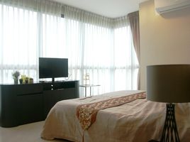 2 Bedroom Condo for rent at Rhythm Sukhumvit 44/1, Phra Khanong