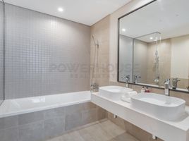 2 Bedroom Apartment for sale at 1 Residences, World Trade Centre Residence