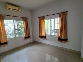 3 Bedroom House for sale at Suwarinee Foresta 4, Bang Lamung