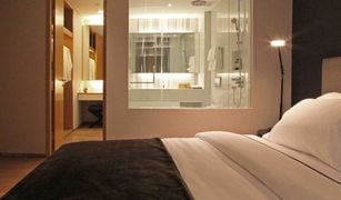 1 Schlafzimmer Wohnung zu verkaufen in Khlong Tan Nuea, Bangkok Aequa Sukhumvit 49
