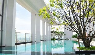 2 chambres Condominium a vendre à Thung Mahamek, Bangkok Rhythm Sathorn - Narathiwas