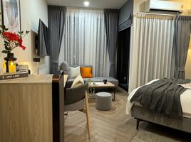 1 Schlafzimmer Appartement zu vermieten im Chapter Chula-Samyan, Maha Phruettharam, Bang Rak