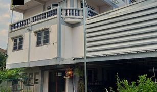 Bang Mueang Mai, Samut Prakan တွင် 3 အိပ်ခန်းများ တိုက်တန်း ရောင်းရန်အတွက်