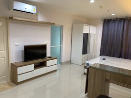 Studio Apartment for rent at Life @ Thaphra, Talat Phlu, Thon Buri, Bangkok