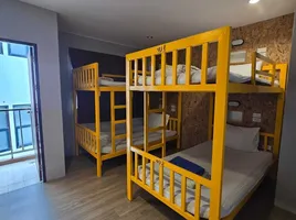 1 спален Кондо в аренду в Frutta Hostel, Патонг