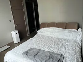 1 спален Кондо на продажу в The Esse at Singha Complex, Bang Kapi