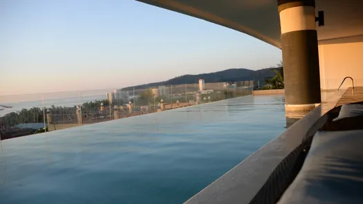 Photos 1 of the Communal Pool at Sunset Plaza Condominium