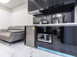 1 Schlafzimmer Appartement zu vermieten im Arcadia Millennium Tower, Nong Prue