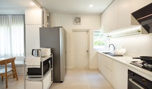 4 Bedrooms House for sale in Dokmai, Bangkok Centro Bangna-Wongwaen