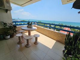 2 Bedroom Apartment for sale at Jomtien Plaza Condotel, Nong Prue