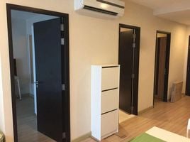 2 Schlafzimmer Appartement zu vermieten im Sky Walk Residences, Phra Khanong Nuea