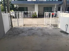 3 Schlafzimmer Haus zu vermieten im Garden Place Village, Thep Krasattri