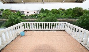 4 Bedrooms Townhouse for sale in Phlapphla, Bangkok 