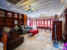 5 Bedroom Villa for sale in Thepprasit Night Market, Nong Prue, Nong Prue